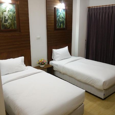 The Sr Residence Лампанг Екстериор снимка